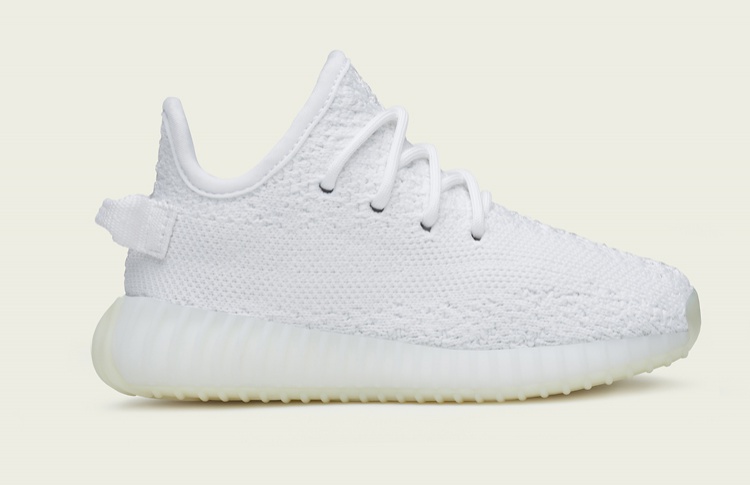 Шопинг в выходные: скидки до 90% на «Брюсове» и старт продаж новых Yeezy Boost