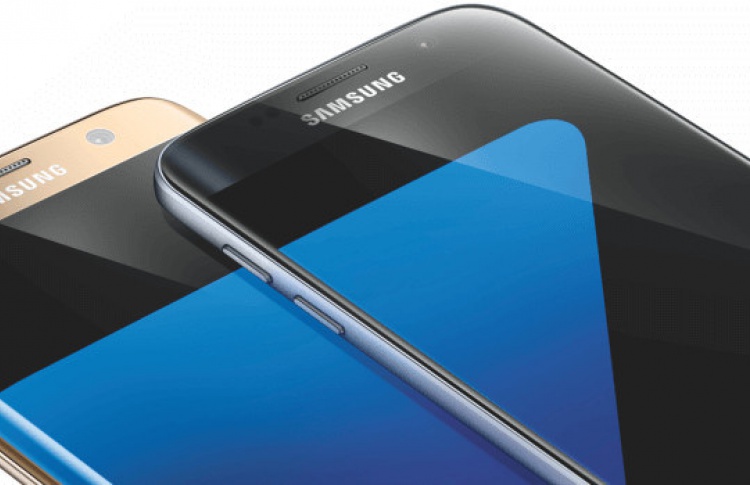 Samsung показала прототип растягивающегося OLED-экрана