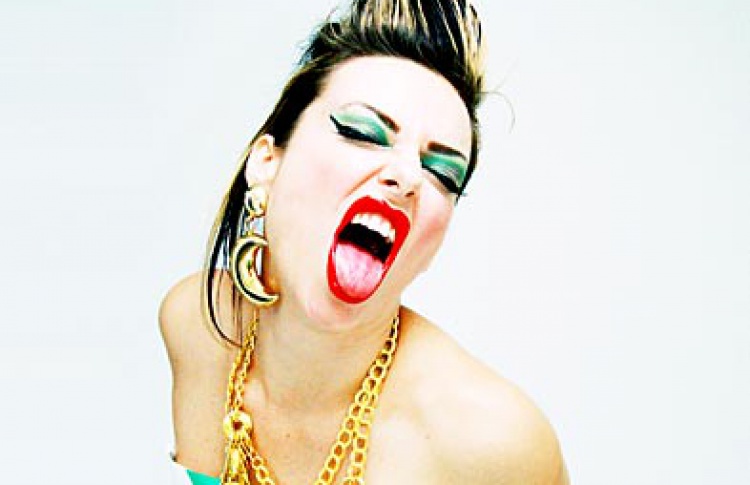 Luciana (live, Великобритания), DJs Ястреб, Noiz, Нейтрино