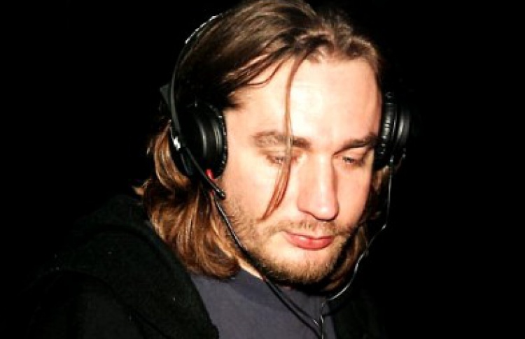 Nu Gravity: DJs Зорькин, Сапунов, Би-Войс