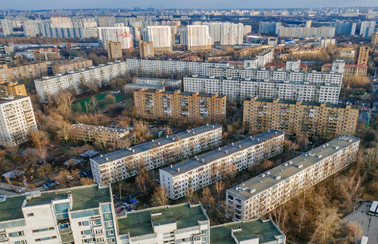 Госдума одобрила закон о сносе хрущевок в Москве