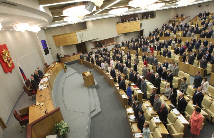 Госдума приняла закон о запрете анонимности в мессенджерах в первом чтении