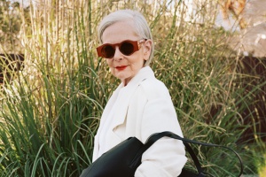 Почему на подиуме и в рекламе все чаще появляются взрослые модели