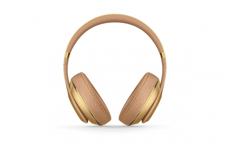 Надо брать: новые наушники Balmain и Beats by Dr. Dre