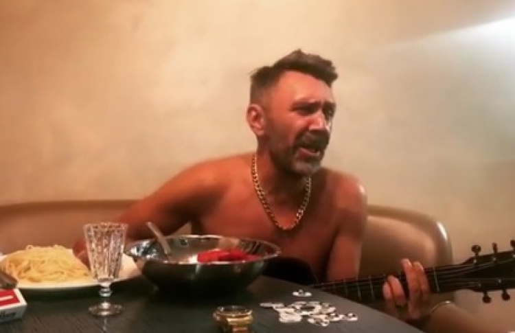 Сергей Шнуров спел о победе «Зенита» над «Спартаком» на мотив «В Питере — пить»
