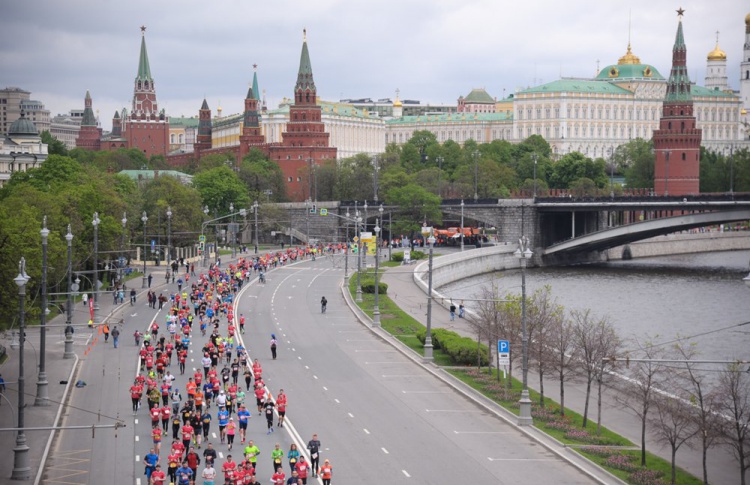 В воскресенье центр Москвы перекроют из-за осеннего марафона