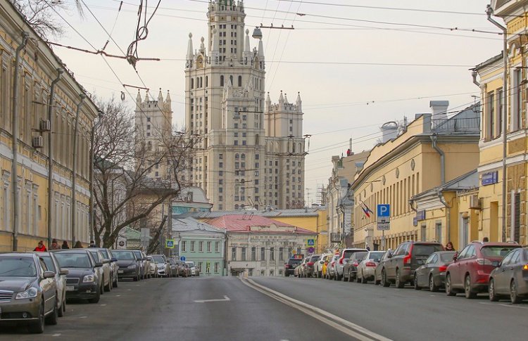 В центре Москвы до конца года реконструируют еще восемь улиц