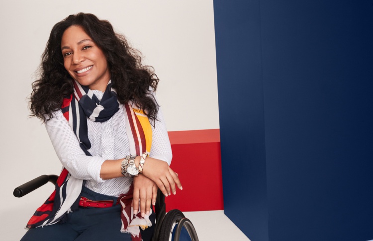 Tommy Hilfiger выпустил линию одежды для людей с инвалидностью