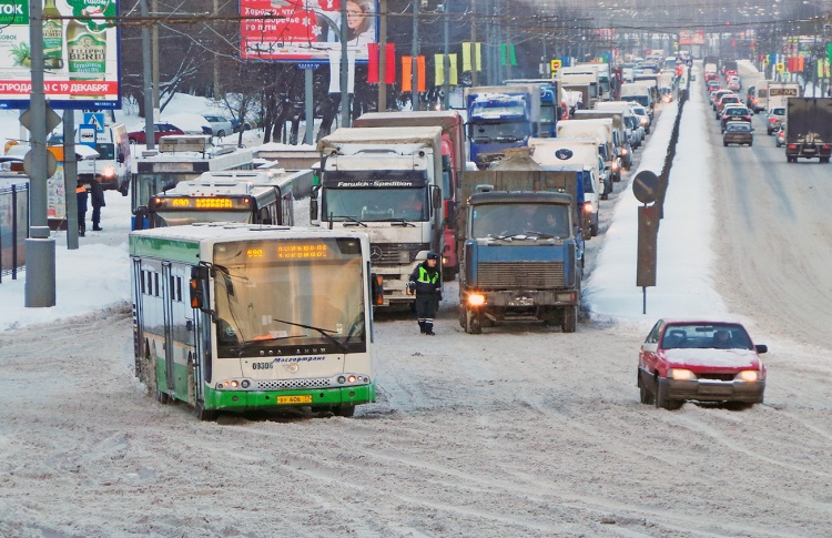 В Москве из-за снегопада могут образоваться девятибалльные пробки