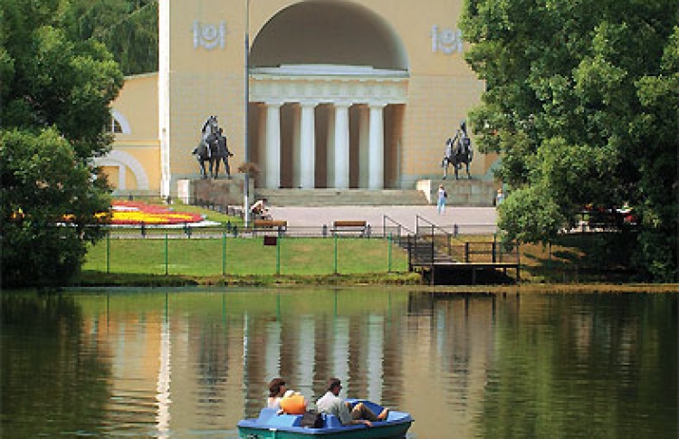 В Кузьминках