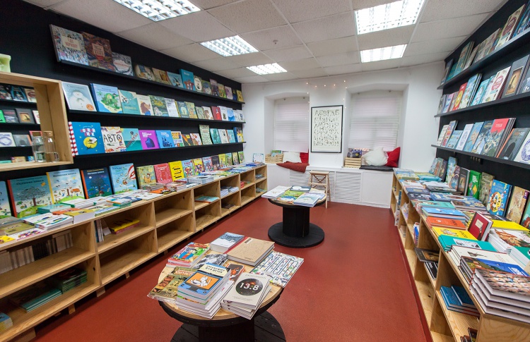 Новое место: детский книжный магазин «Маршак»
