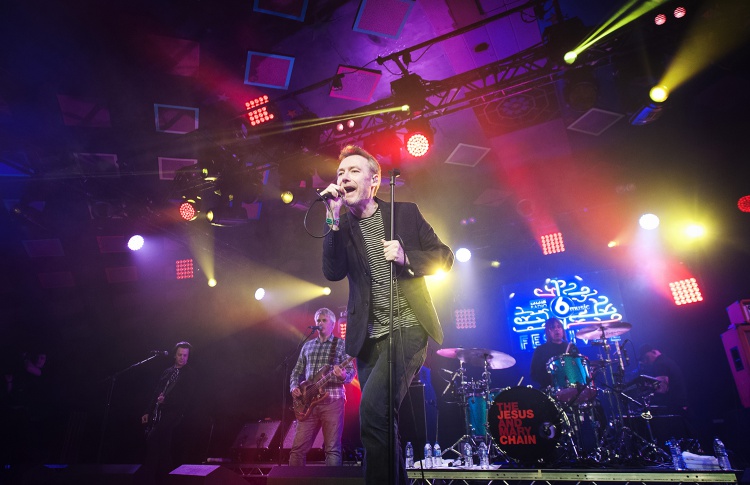 Летом в Москве впервые выступят шугейзеры The Jesus And Mary Chain