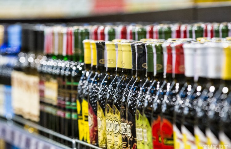 Продажу алкоголя ограничат в Москве