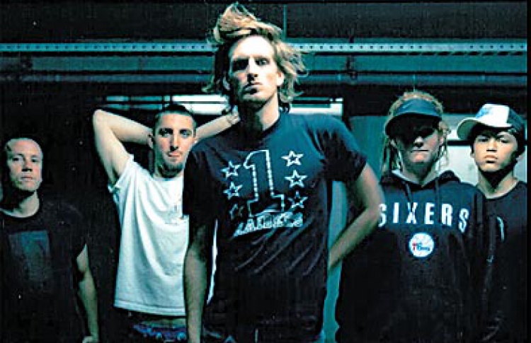 Ladyhawke + Bumblebeez + Popers + The Bang Gang Deejays + Modular Deejays