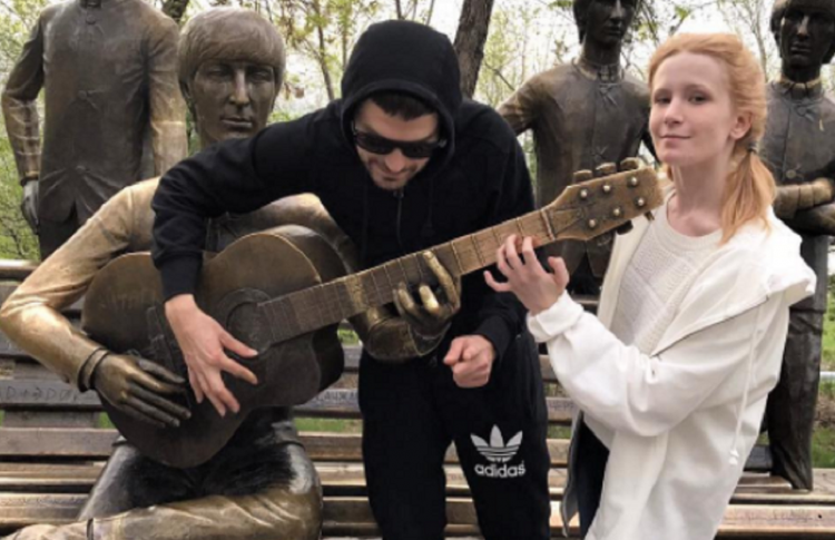 Noize MC и Монеточка выпустили новую песню