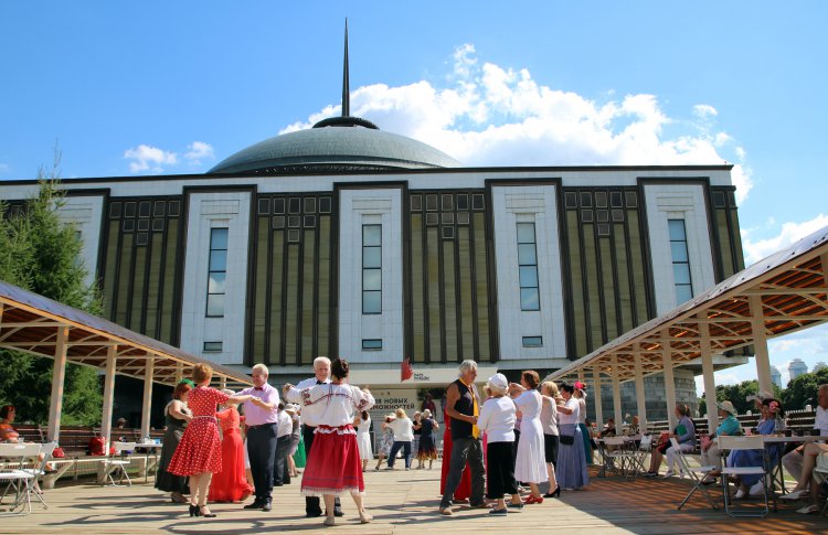 24 кадра