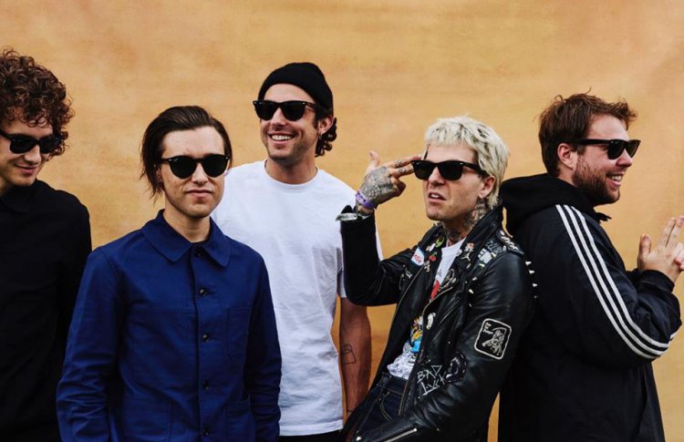 The Neighbourhood