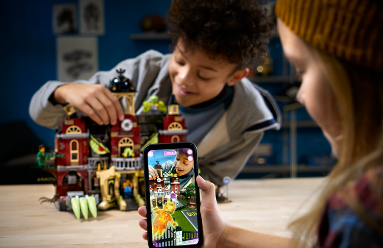 В LEGO разработали конструктор с дополненной реальностью
