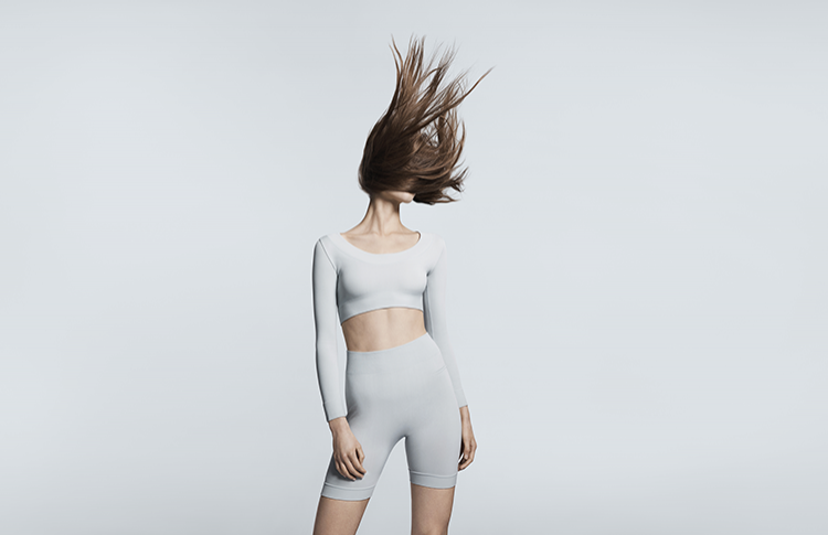 Вторая коллекция UNIQLO and alexanderwang поступит в продажу в апреле