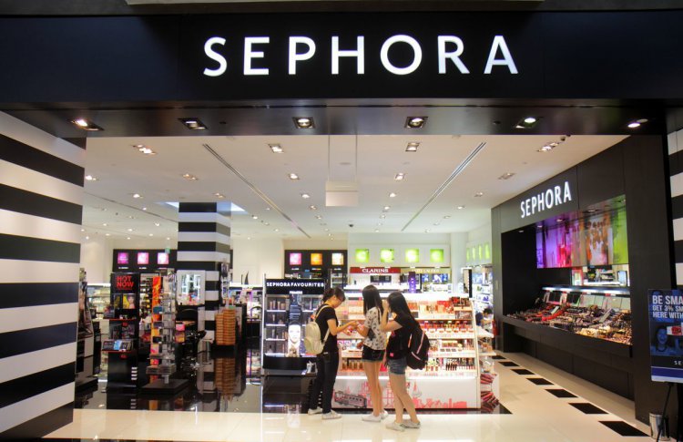 SEPHORA устроит предпродажи и концерт на открытии нового магазина
