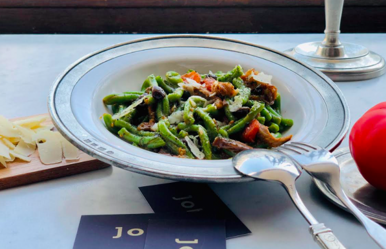 Гастрономический фестиваль «Два мира» в ресторанах Jobs Food&Wine и Osteria Bianca