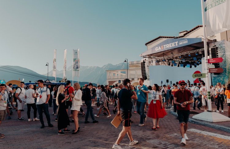 «Абрау-Дюрсо» вновь представил Abrau Street Bar на фестивале Gastreet 2019