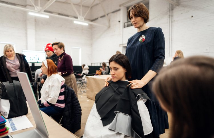 Лекции, beauty-зона, творческий рынок: что ждет участников летней арт-ярмарки Happy Market