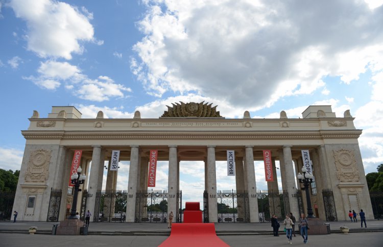 В Парке Горького запускают экскурсии с посещением смотровой площадки