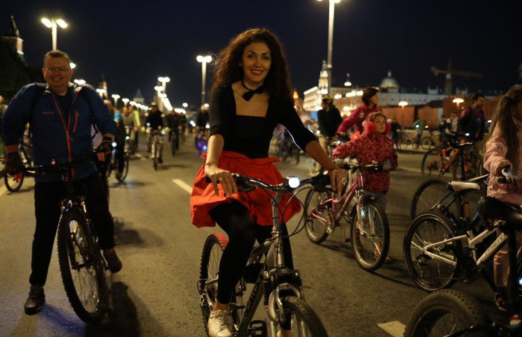 В Москве прошел ночной велофестиваль