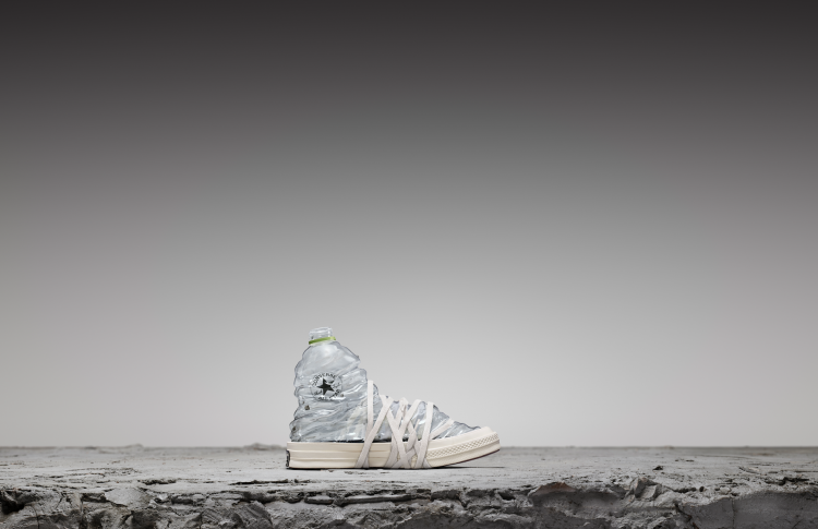 Первые кеды Converse, изготовленные из переработанного пластика