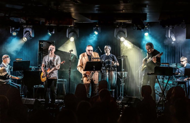 Kozlov Club отметит звание лучшего джаз-клуба мира в Аптекарском огороде