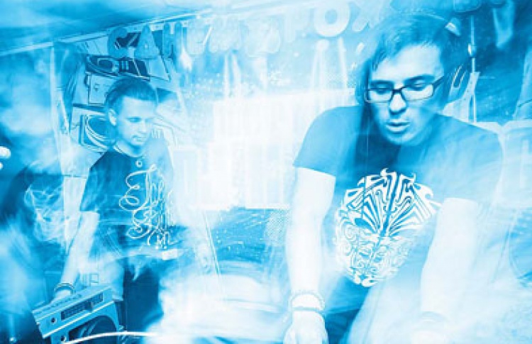 Шестилетие портала Osravers.com! Kto DJ?, DJs Миха Ворон