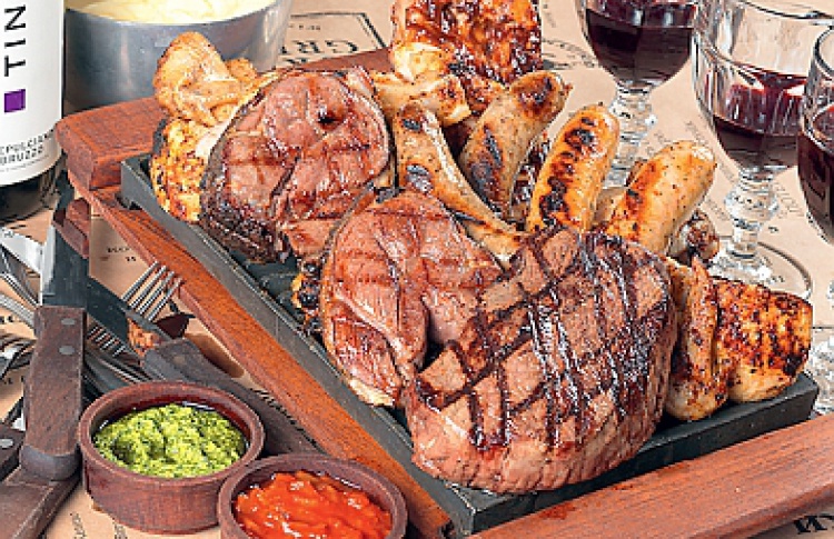 Антикризисное мясо в Torro Grill