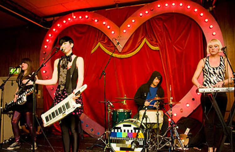 St. Valentines Day Party: The RGBs (live, Великобритания)