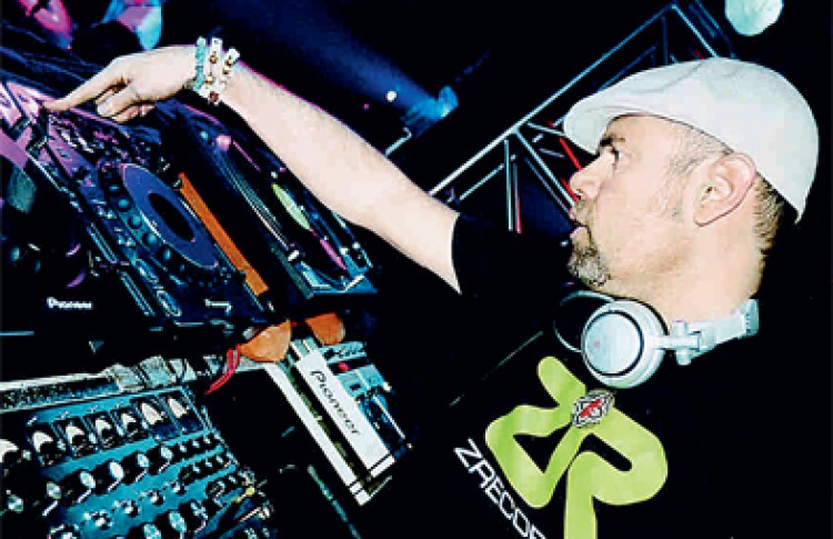 DJs Joey Negro (Великобритания), Лосев, Mr. Dyf, Родриго, Vanyashiz, Андрей Fit