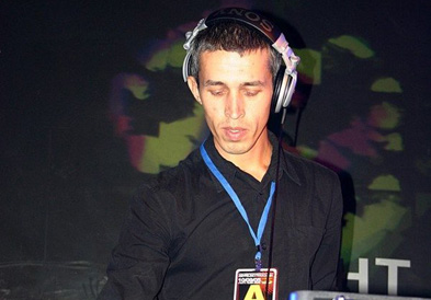 Хаус кипер. Хаус кипер. Дом мечты игра для мероприятия в библиотеке. Beast keeper игра. Радостная уборщица.