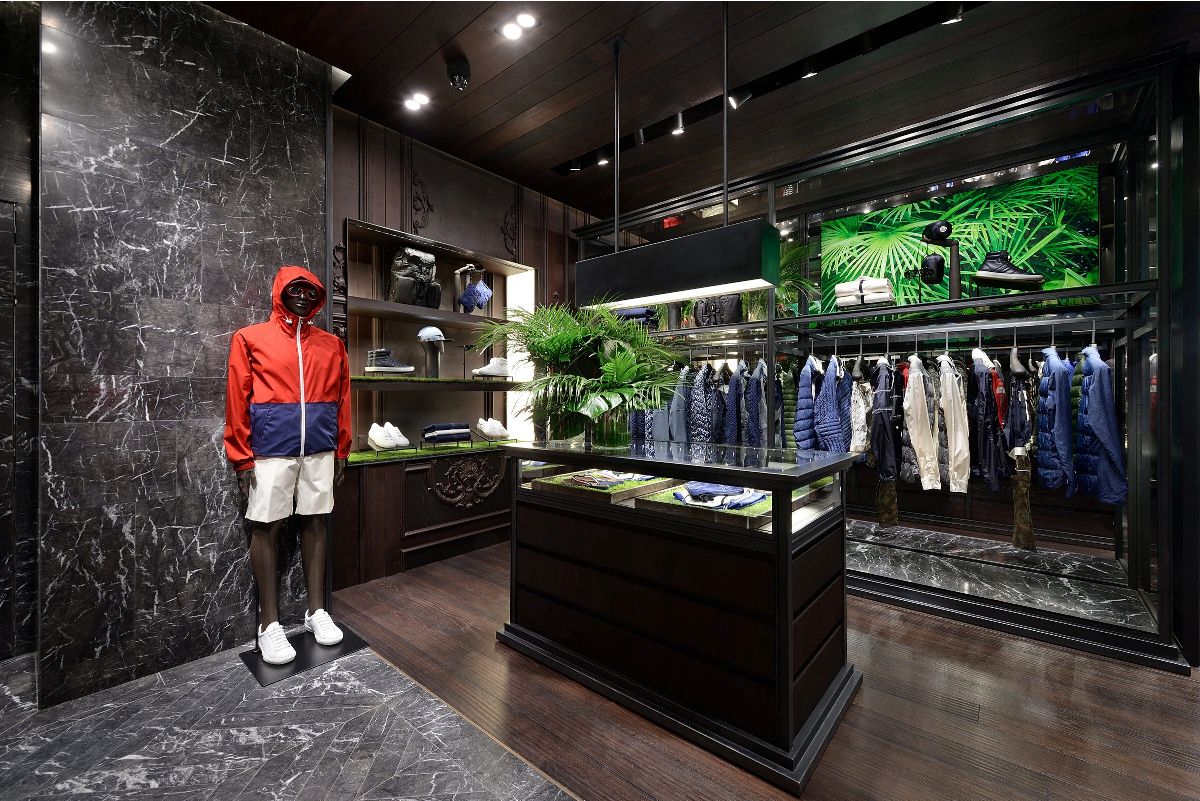 Moncler Sales Cool as Asian Tourist Flows Recede