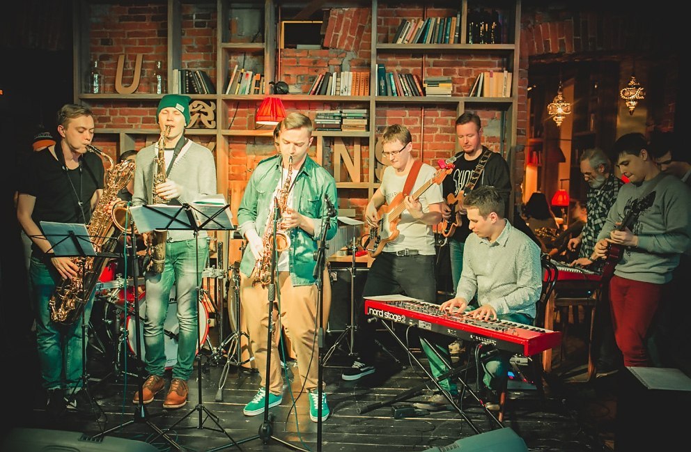 Джем music. Музыкальный джем. Джем музыкантов. Концерт Jam session СПБ. Музыканты на джеме.