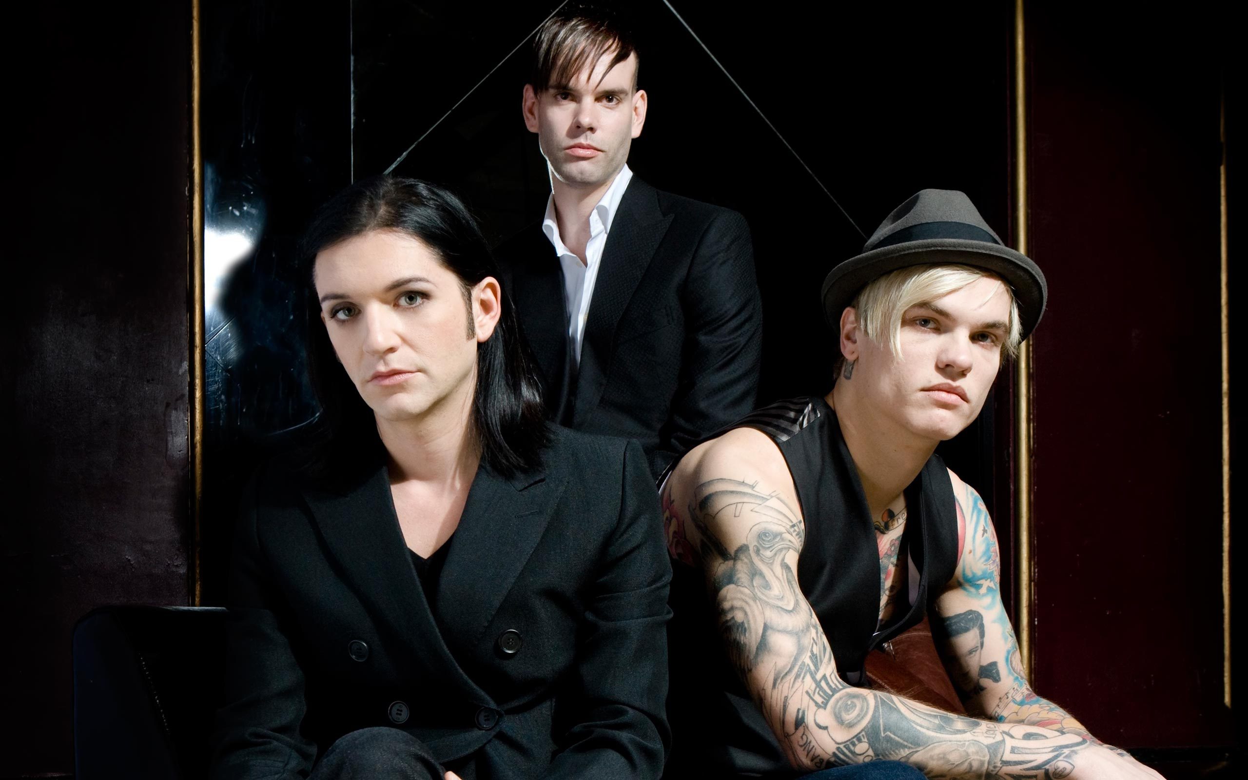 What from me. Группа Placebo. Плацебо группа Брайан Молко. Placebo солист. Placebo фото группы.
