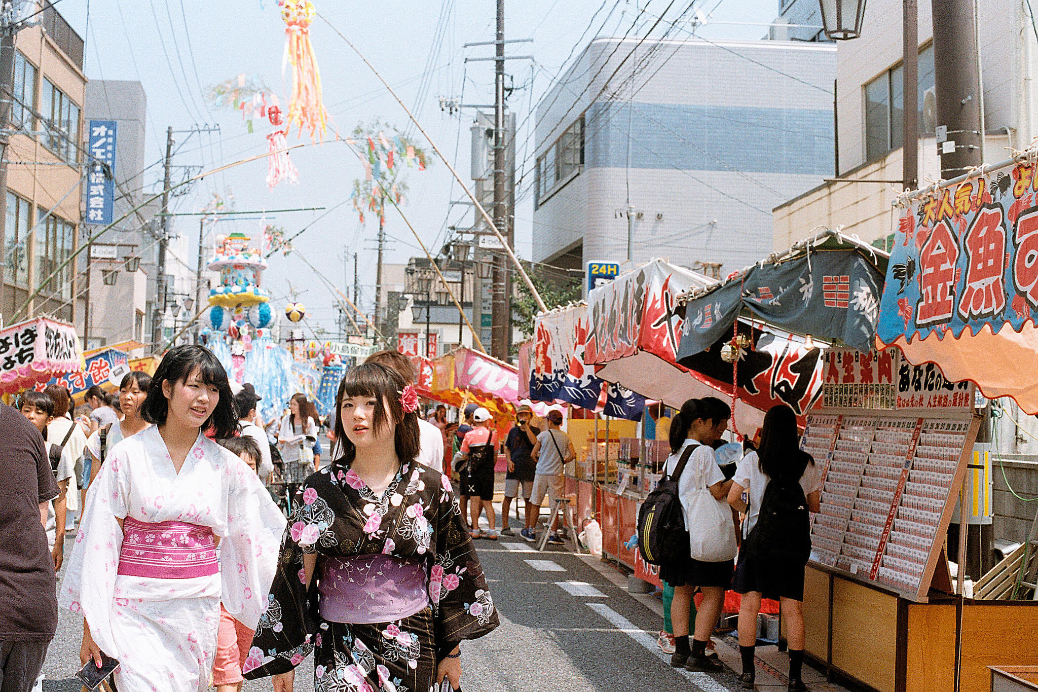 J-FEST — это вариация на тему традиционных фестивалей «Нацу Мацури», которы...