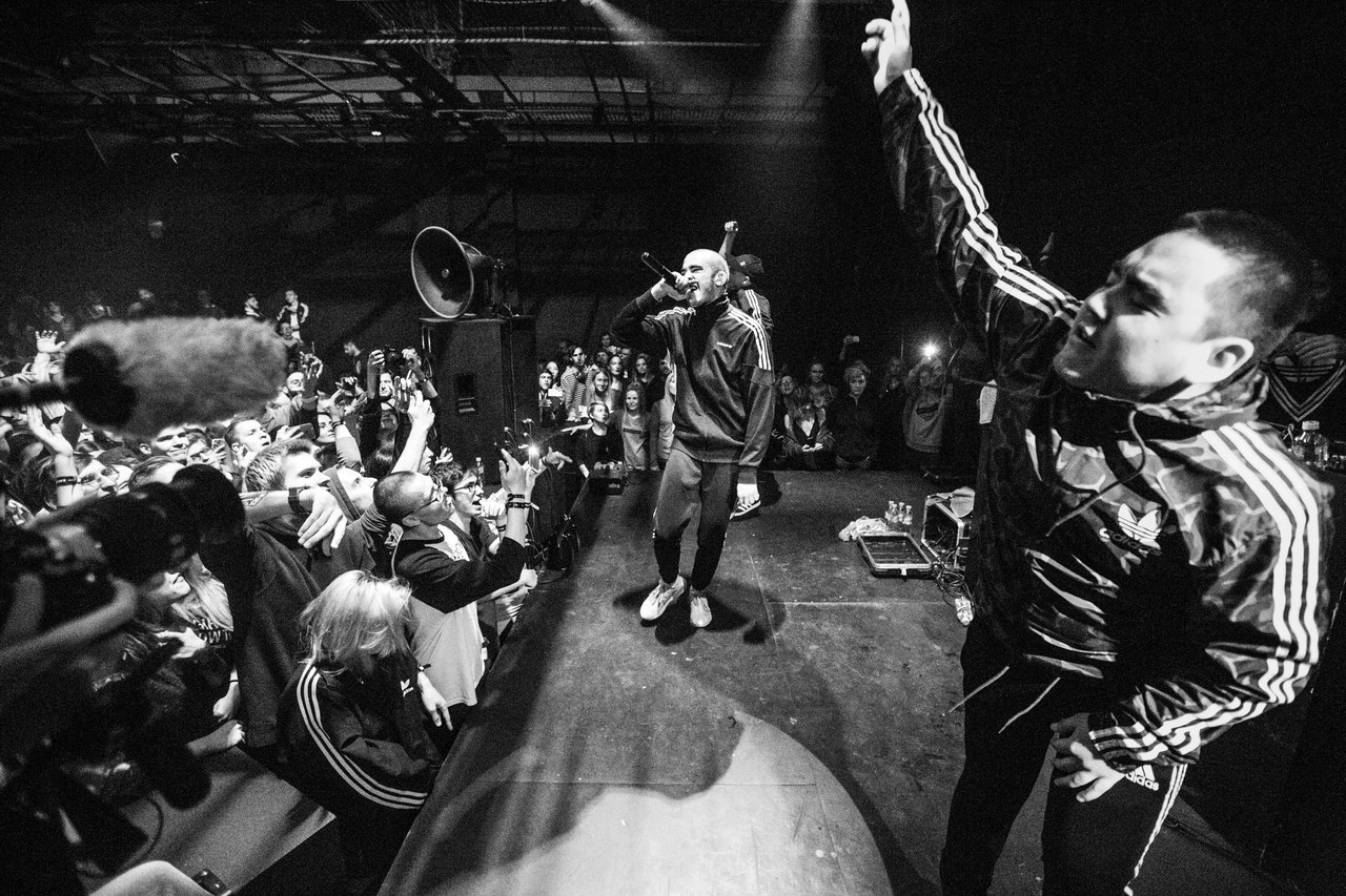 хаски рэпер концерт. хаски рэпер концерт. хаски рэпер концерт. хаски фото с концерта. рэпер хаски дмитрий кузнецов.