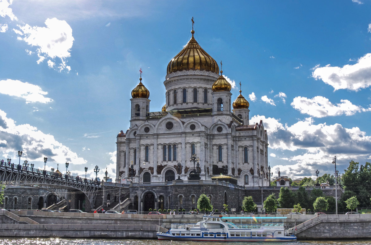 Храм христа метро спасителя москва