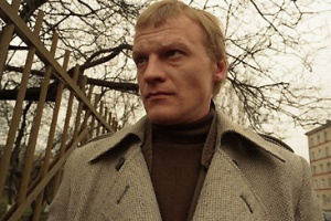 Нелегал