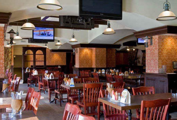 Ресторан BeerStrasse, метро Чистые Пруды, метро