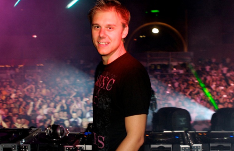 Armin van Buuren и его легендарное шоу Armin Only