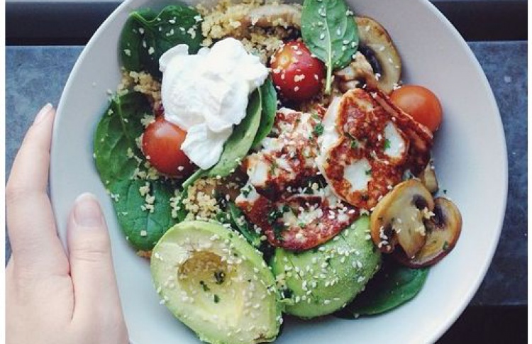 включи живую еду. включи живую еду. еда живая и мертвая заставка. ожившая еда. включи живую еду.