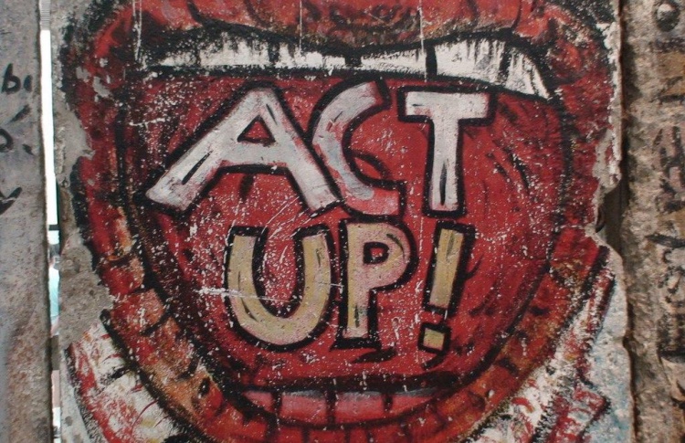 Act up! или одна история про борьбу со СПИДом