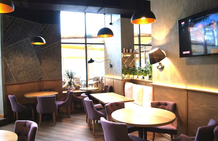 На Ленинском проспекте открылся Boom Bar