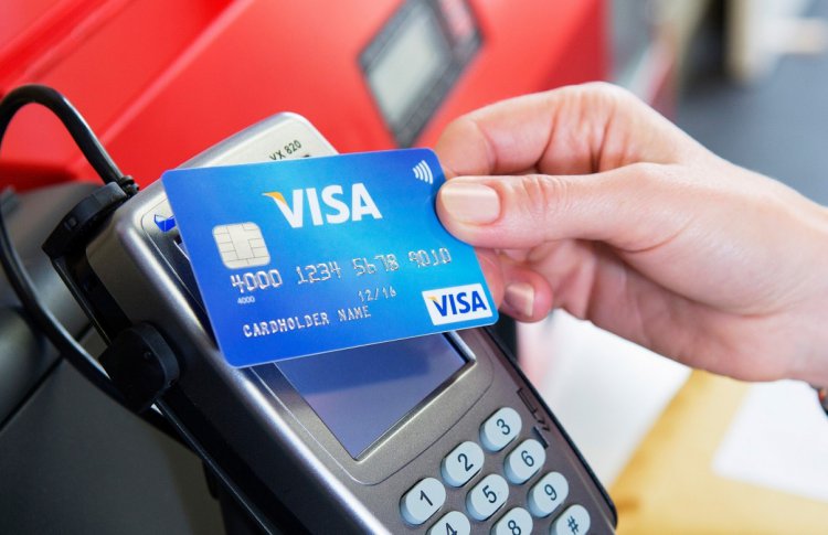 С карт Visa можно будет снять больше 1 тыс. без пин-кода