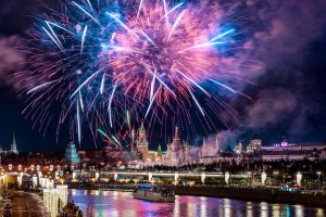 9 мест, с которых лучше всего смотреть салют в Москве